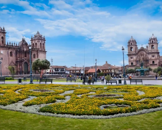 Cusco Churches Tour: Colonial Art, Baroque Altars and Inca Foundations