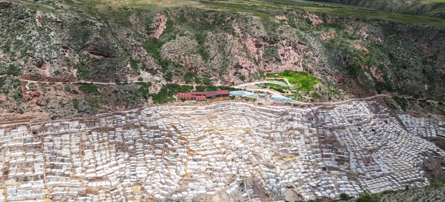 SACRED VALLEY & MACHU PICCHU 2-DAY ADVENTURE