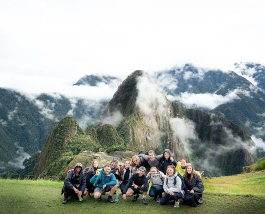 SACRED VALLEY AND MACHU PICCHU TOUR 2 DAYS: Two Icons, One Trip
