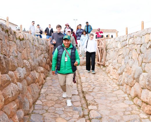 SACRED VALLEY OF THE INCAS FULL DAY TOUR: Chinchero, Moray, Maras, Ollantaytambo and Pisac