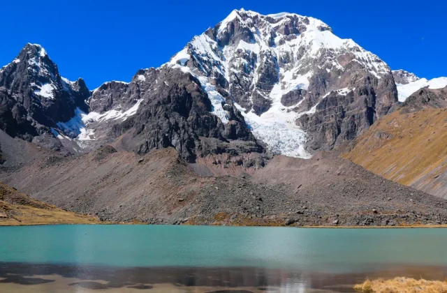 AUSANGATE FULL DAY TOUR 7 LAKES