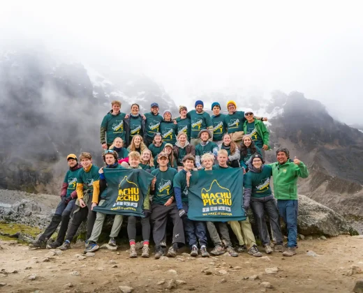 MACHU PICCHU TOUR BY CAR AND BY TRAIN 2D – 1N