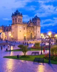 MACHU PICCHU, LAKE TITICACA AND CUSCO TOUR: The Best of Southern Peru in One Journey