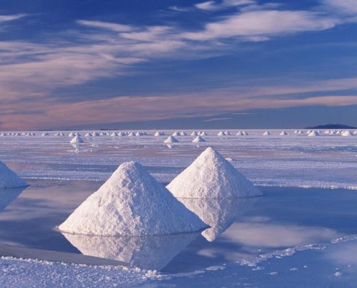 UYUNI SALT FLATS 3 DAY TOUR: Explore Salar de Uyuni, Bolivia’s Surreal Wonderland