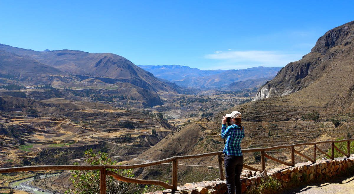 COLCA CANYON FULL-DAY TOUR FROM AREQUIPA COLCA CANYON FULL-DAY TOUR FROM AREQUIPA