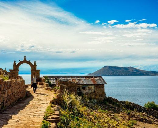 LAKE TITICACA 2-DAY TOUR: Uros, Amantani & Taquile Islands with a Local Homestay