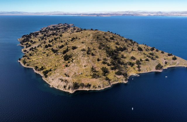 LAKE TITICACA 2-DAY TOUR: UROS, AMANTANI & TAQUILE ISLANDS