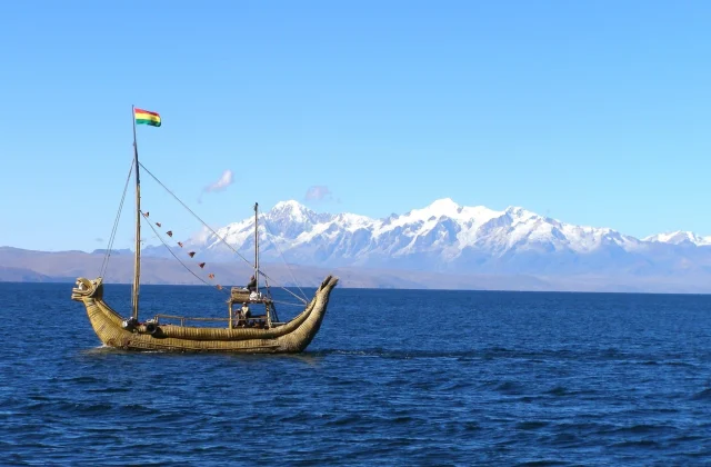 LAKE TITICACA TOUR 1 DAY | UROS FLOATING ISLANDS & TAQUILE ISLAND