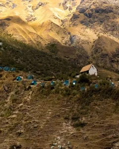 MACHU PICCHU AND HUMANTAY LAKE TOUR: 5 Days Exploring Cusco and the Sacred Valley